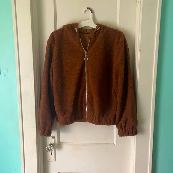 the cutest brown teddy for fall!